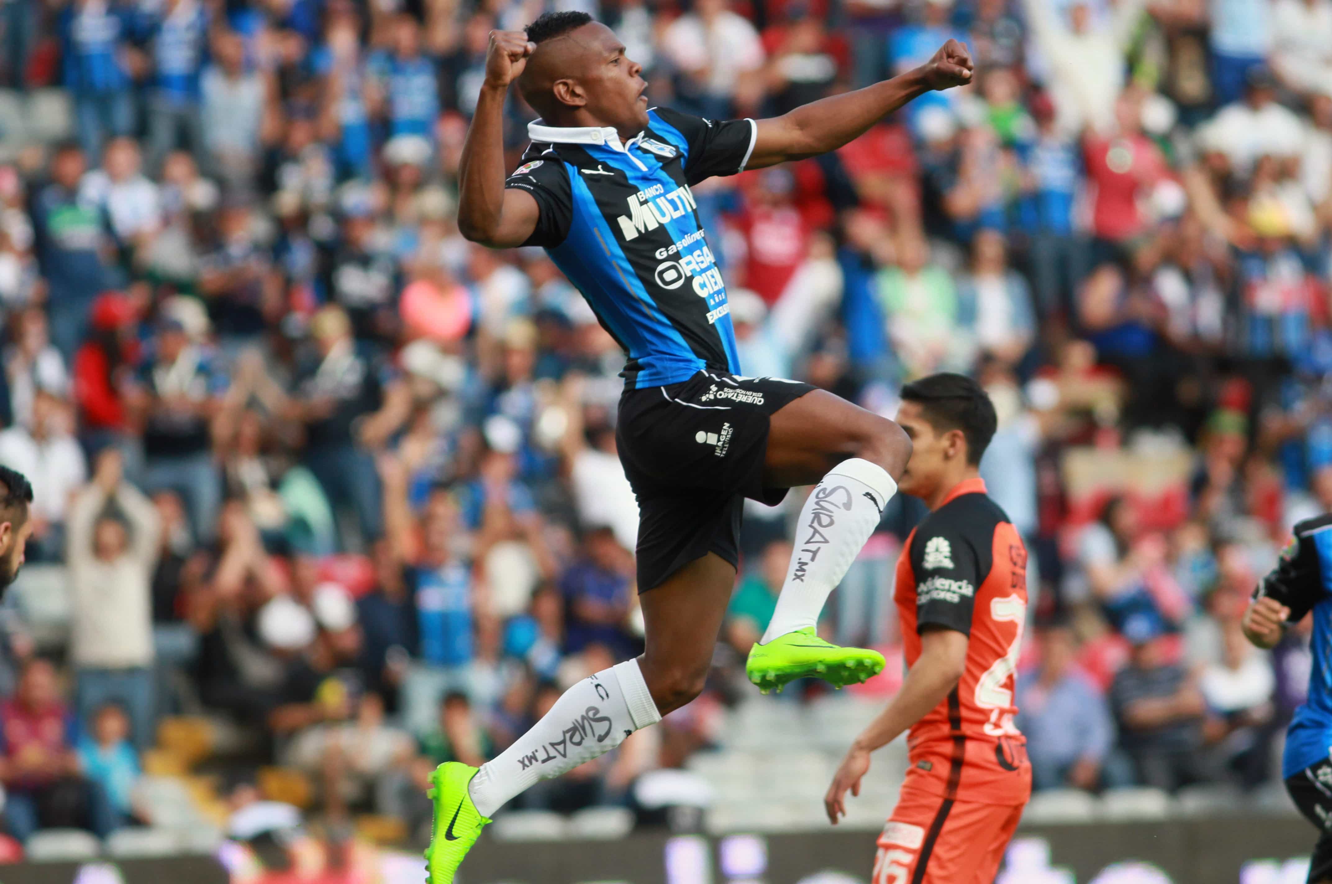 Yerson Candelo abrió el camino del triunfo de Querétaro sobre Pachuca Yerson Candelo abrió el camino del triunfo de Querétaro sobre Pachuca
