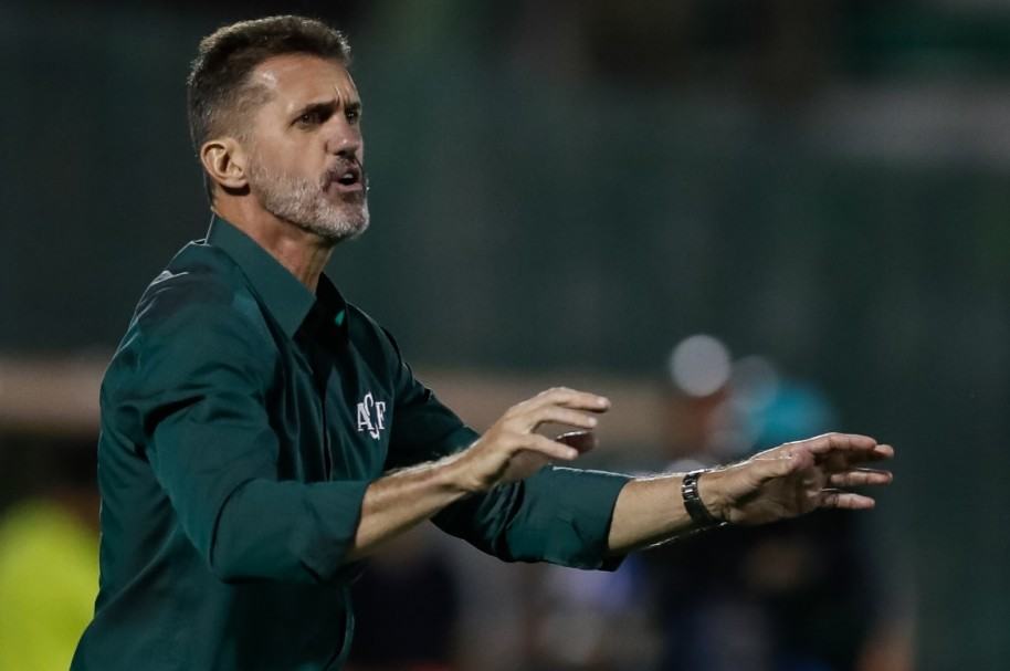 Declaraciones De Técnico De Chapecoense Después De Ganarle A Nacional