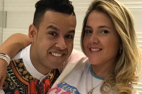 El cantante Martín Elías (Q.E.P.D.) junto a su esposa Dayana Jaimes.