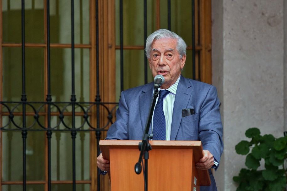 Mario Vargas Llosa