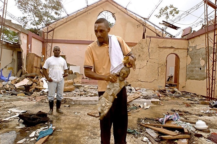 Iglesia de Bojayá, poco después de la masacre.