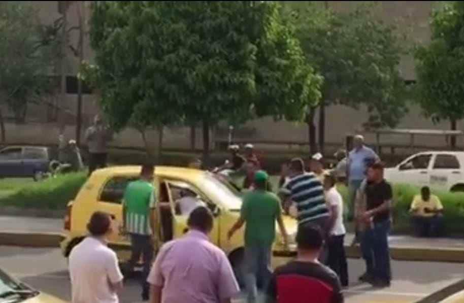 Taxistas en Medellín