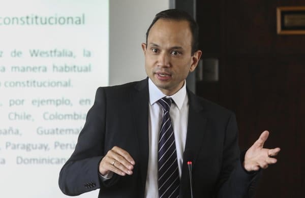 Magistrado Carlos Bernal