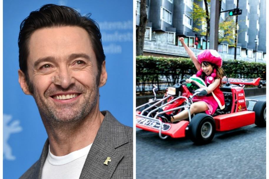 Hugh Jackman y una turista en 'carrera' de Mario Kart en Japón. Pulzo.com
