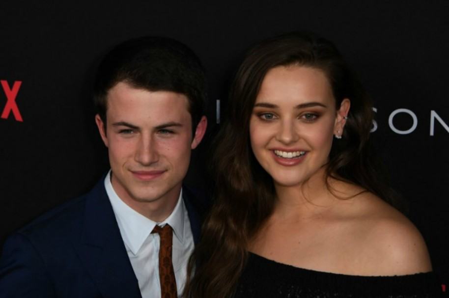Dylan Minnette y Katherine Langford. Pulzo.com