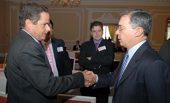 Vargas Lleras y Uribe