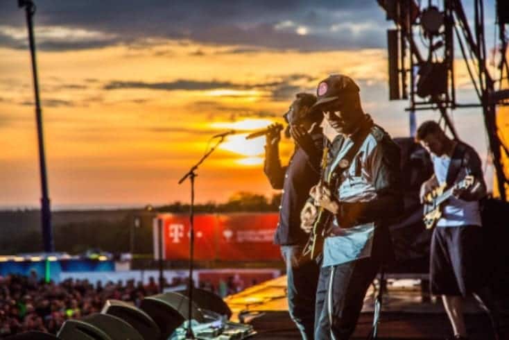 Serj Tankian y Prophets of Rage tocando juntos. Pulzo.com