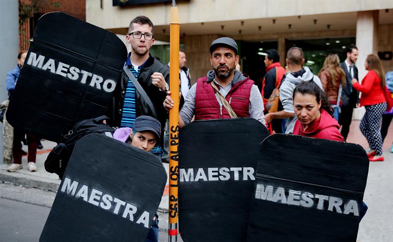 Protesta de maestros en Bogotá