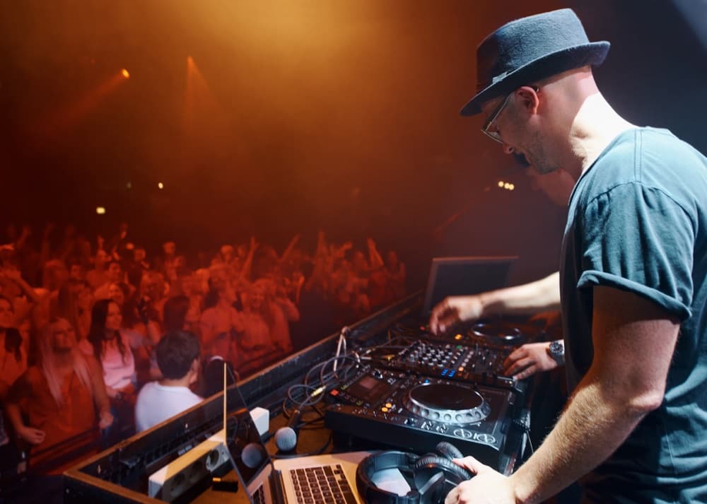 DJ Profesional - Pulzo.com