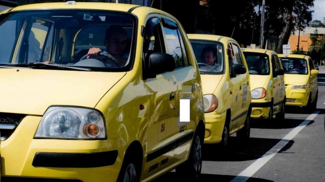 Taxistas en Bogotá. Pulzo.com