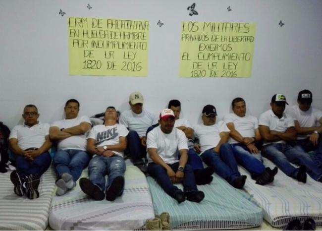Militares en huelga de hambre