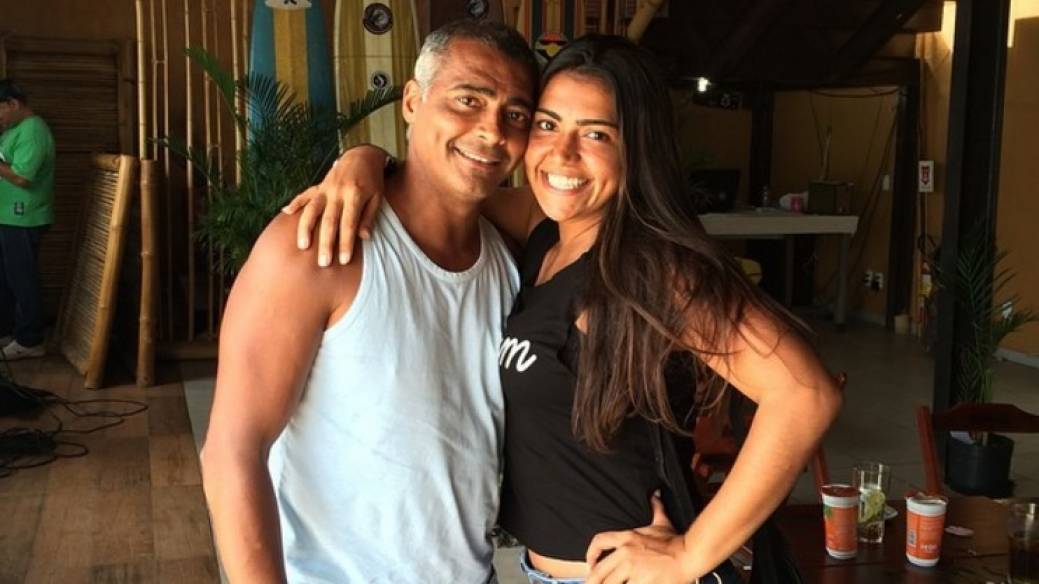 Exfutbolista Romário junto a su hija Mónica