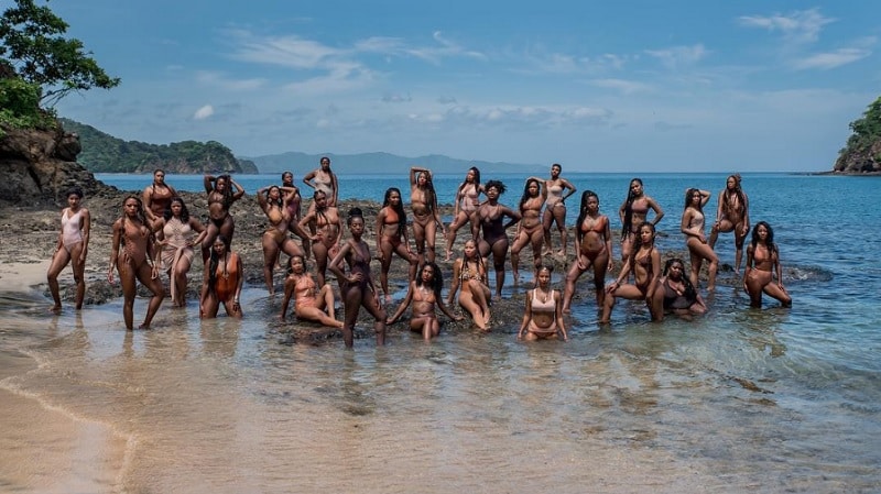 Mujeres negras posaron en bikini para celebrar la diversidad