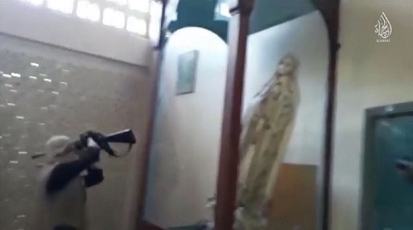 Terroristas en la Catedral de Marawi
