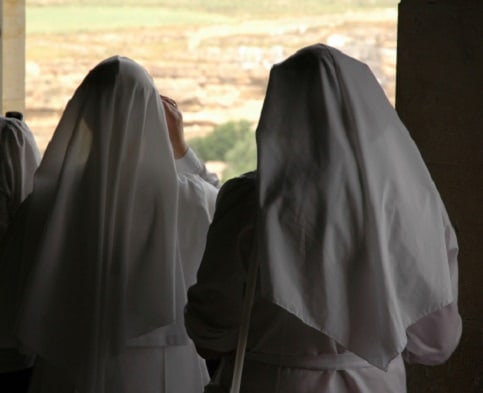 Monjas