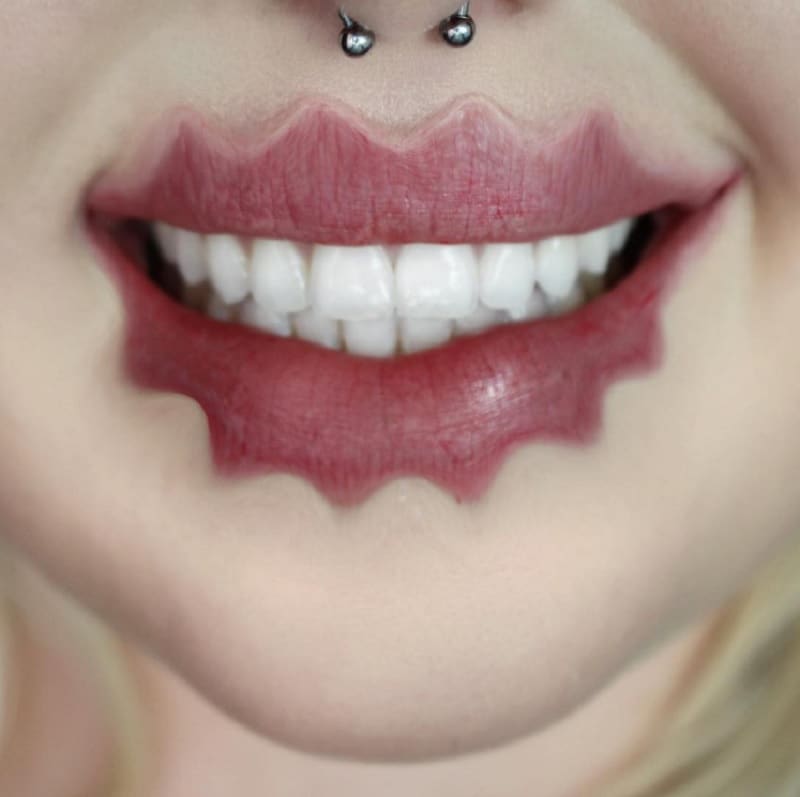 Labios ondulados