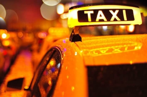 Taxi.