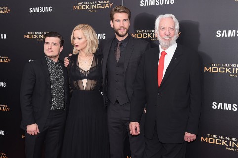 Josh Hutcherson, Jennifer Lawrence, Liam Hemsworth y Donald Sutherland