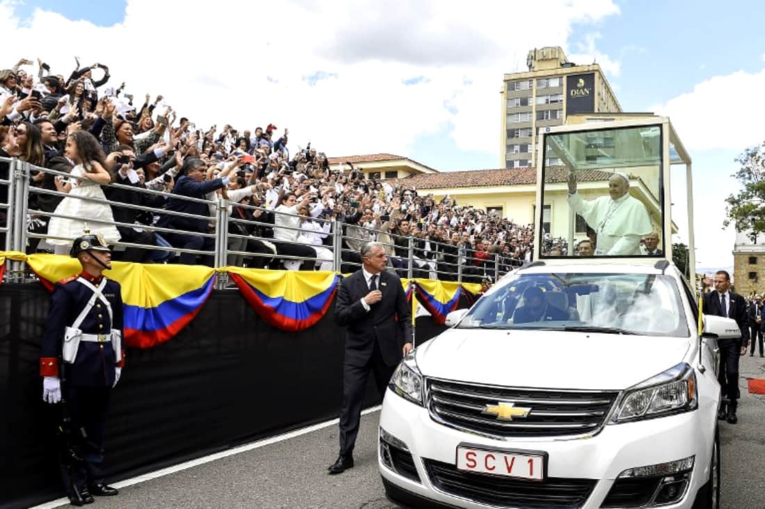 Hombres de negro