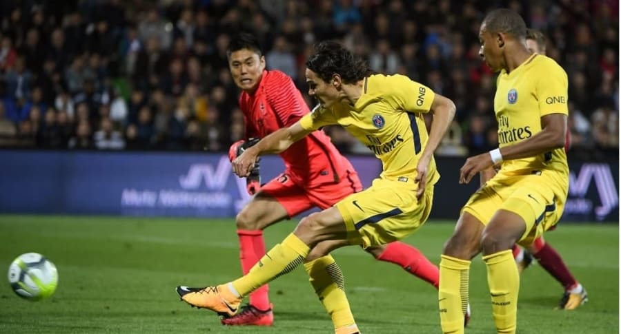 Cavani y Mbappé