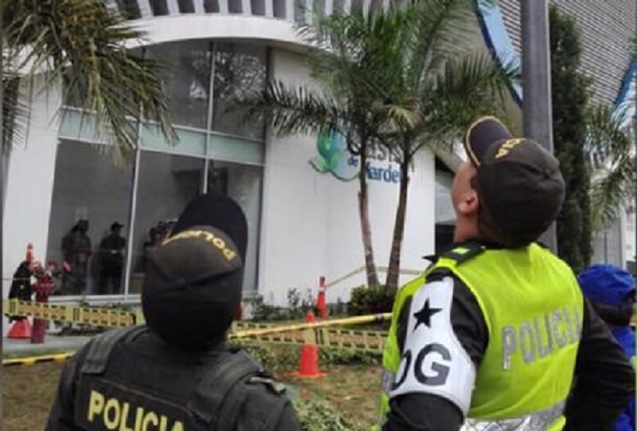 Policías en el lugar del accidente