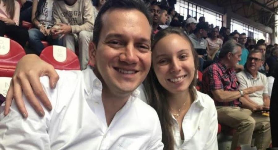 Senador Alfredo Ramos y su esposa Juliana Hernández