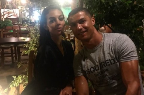 Georgina Rodríguez y Cristiano Ronaldo. Pulzo.