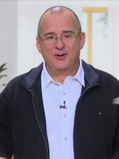 Jota Mario Valencia, presentador de 'Muy buenos días'.