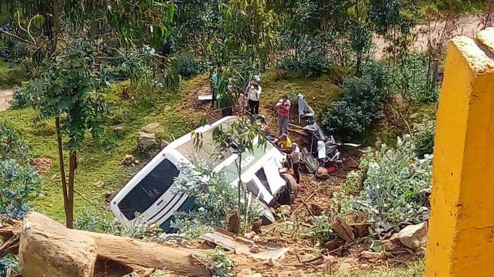 Accidente de bus de la Policía en la vía Bogotá-Fusagasugá