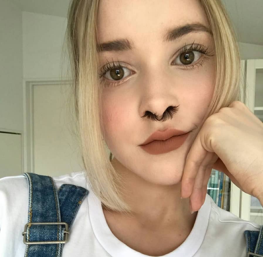 Moda extensiones de pelos para la nariz
