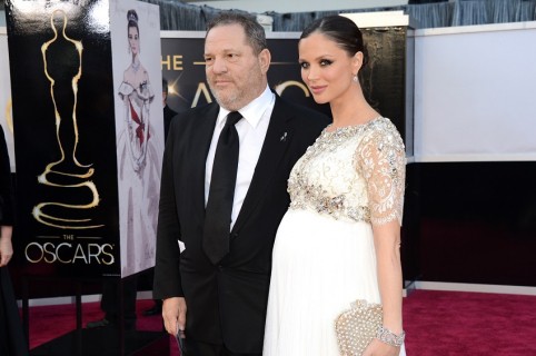 Harvey Weinstein y su esposa en 2013