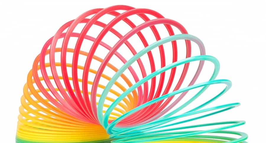 🔴 Ver videos de Slinky, trucos muelle loco de colores en español
