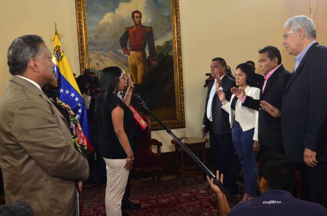 Juramento de gobernadores ante Constituyente