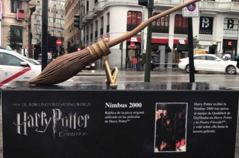 Escultura de Harry Potter.