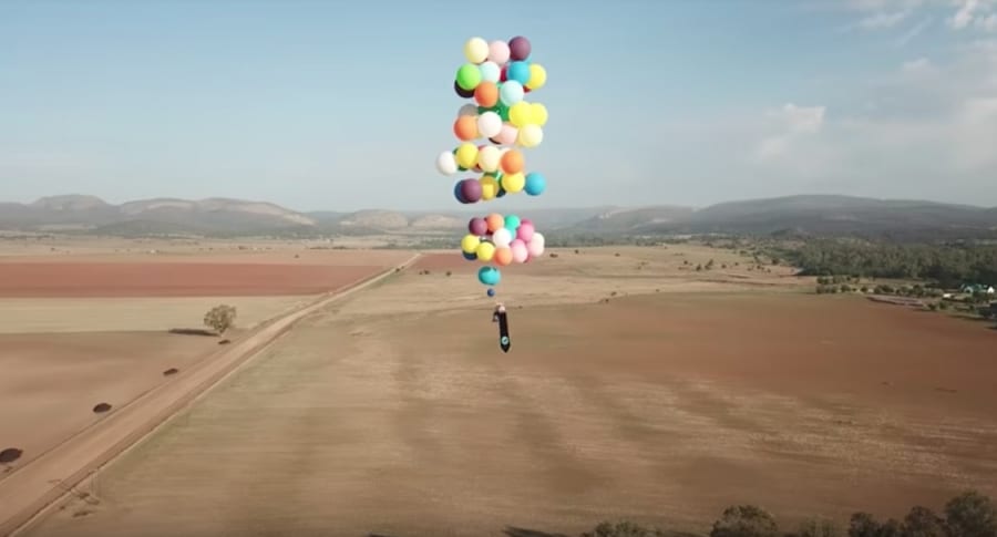 Británico que voló con globos de helio en Sudáfrica. Pulzo.