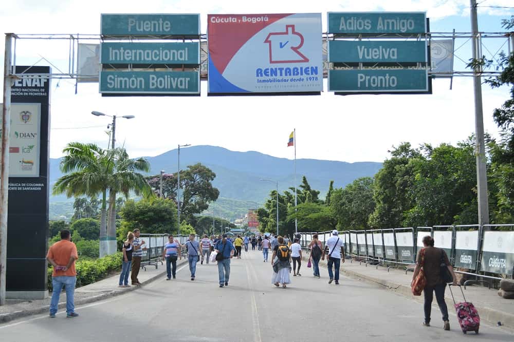 Frontera de Colombia con Venezuela. Puente Internacional Simón Bolívar.