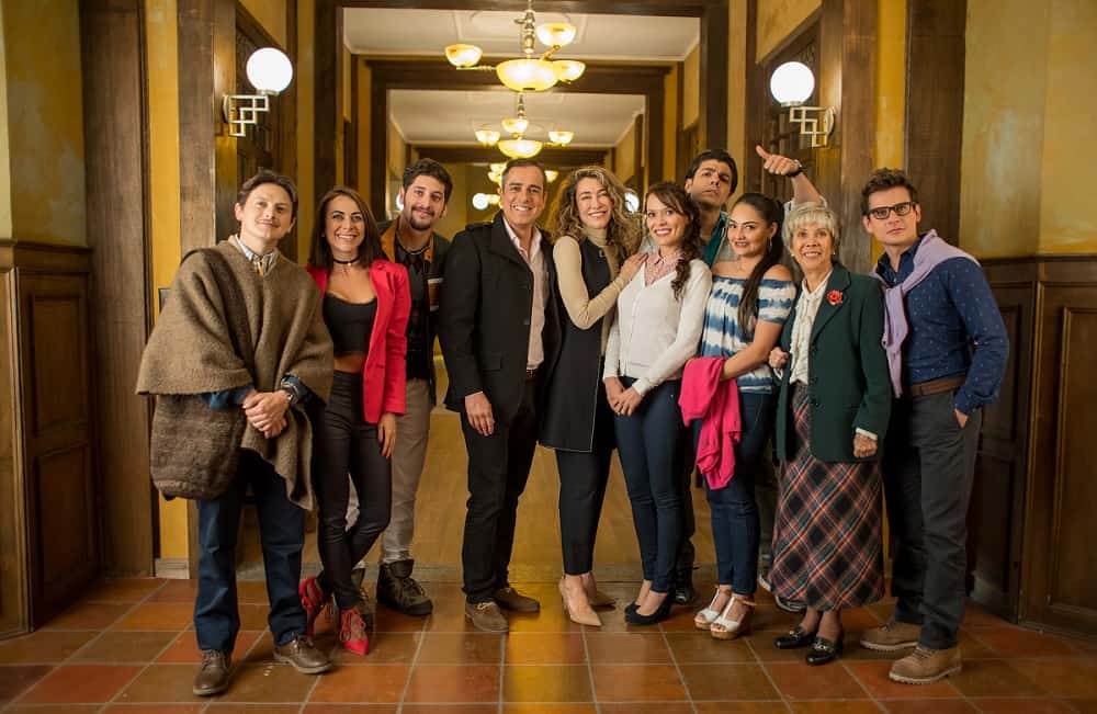 Ernesto Ballén, Jimena Durán, José Daniel Cristancho, Jorge Enrique Abello, Marcela Carvajal, Carolina Acevedo, Jimmy Vásquez, Yuri Vargas, Consuelo Luzardo y Manuel Prieto, actores de 'La nocturna'.