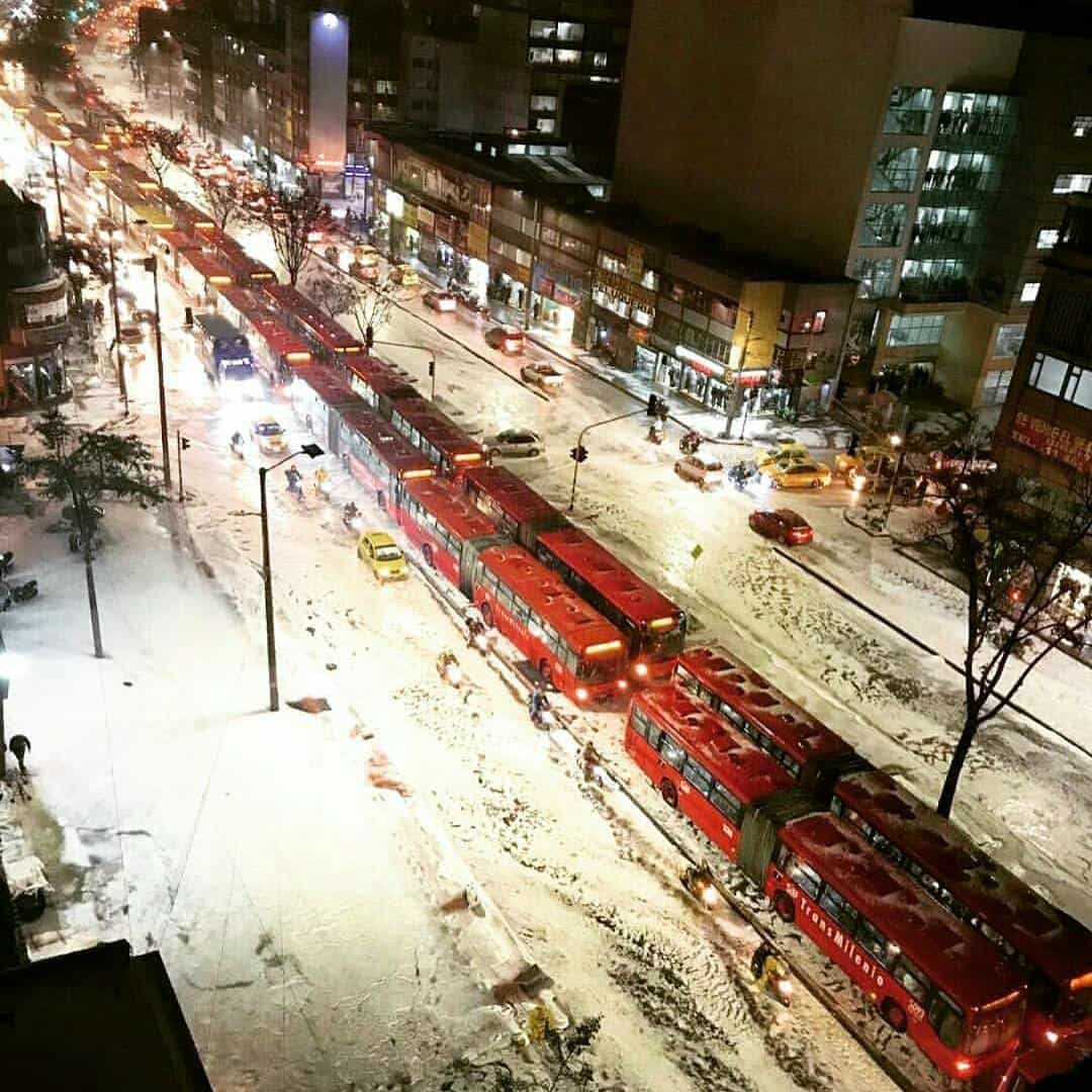 El norte de Bogotá, lleno de granizo. Pulzo.
