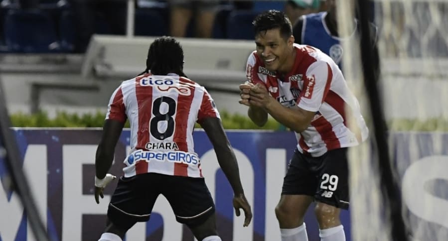 Teófilo Gutiérrez y Yimmi Chará