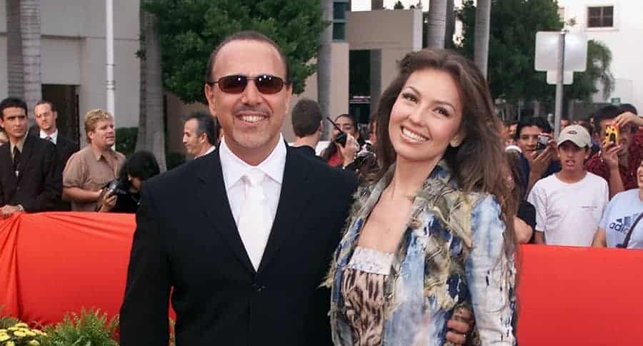 Tommy Mottola, productor, y su esposa Thalía, cantante.