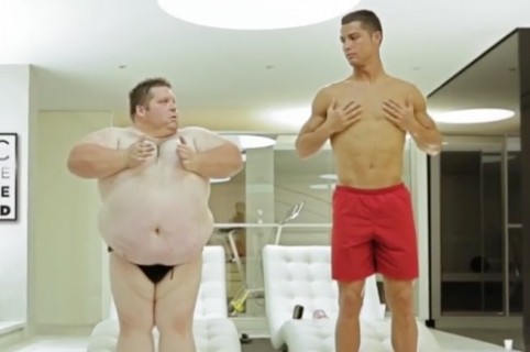 Cristiano Ronaldo en comercial de audífonos.