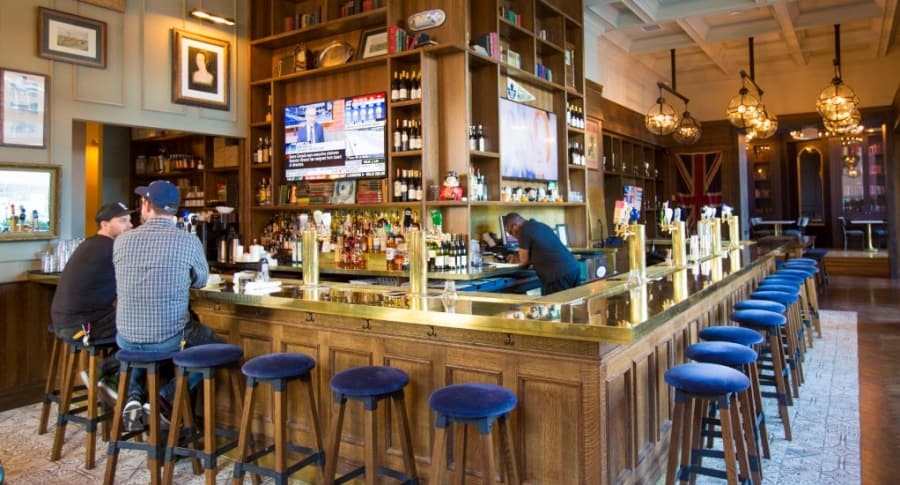 Bar