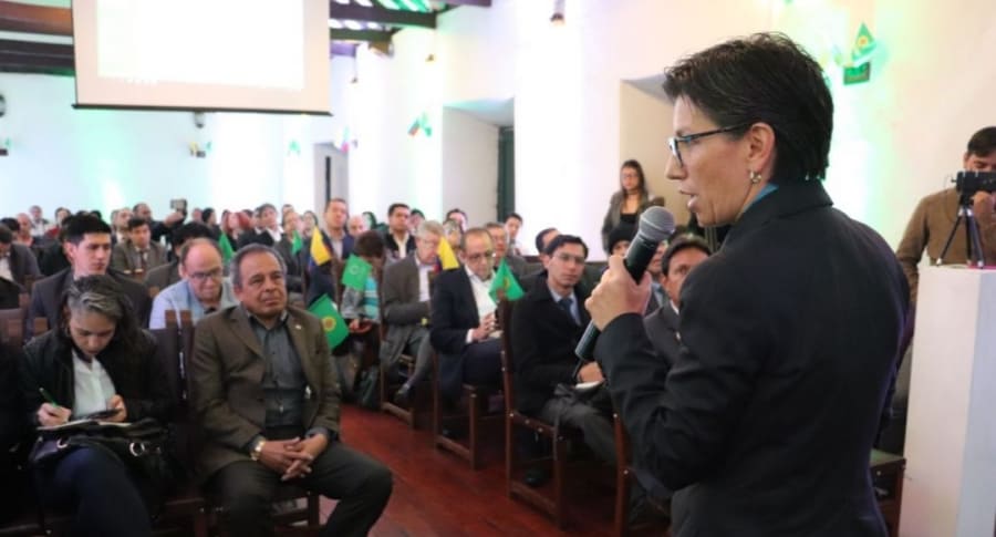Claudia López presentó su programa de campaña