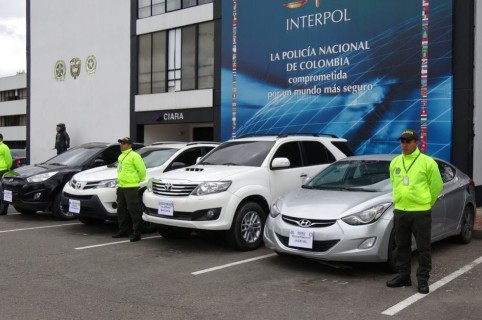 Recuperan carros robados