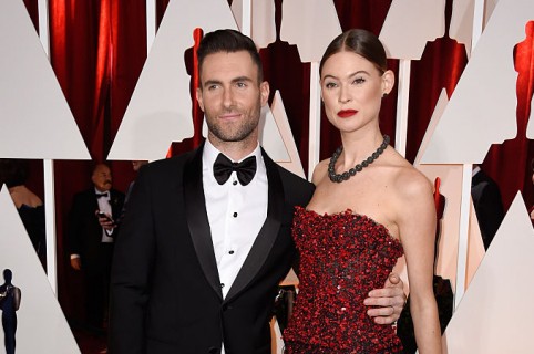 Adam Levine y Behati Prinsloo