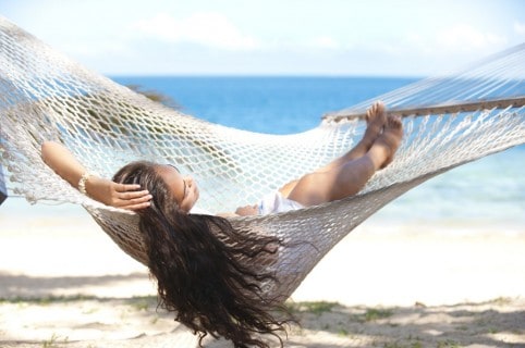 Mujer en la playa