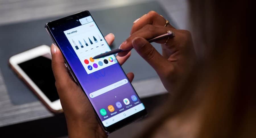 Samsung Introduces New Galaxy Note 8