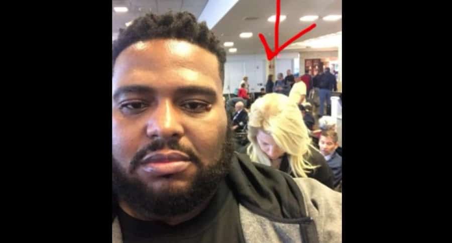 Hombre negro que habría sido víctima de racismo en aeropuerto. Pulzo.