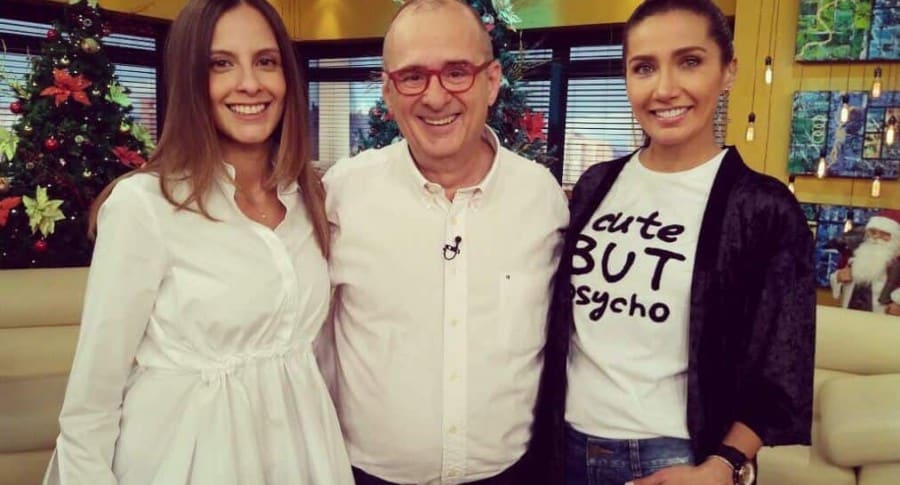 Laura Acuña, Jota Mario Valencia y Adriana Betancur, presentadores.