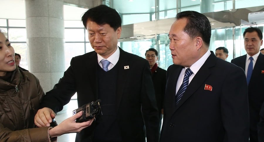 El jefe de la delegación norcoreana que dirige el comité para la Reunificación Pacífica de Corea, Ri Son-gwon